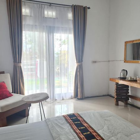 Inang Amang Homestay Labuan Bajo Esterno foto