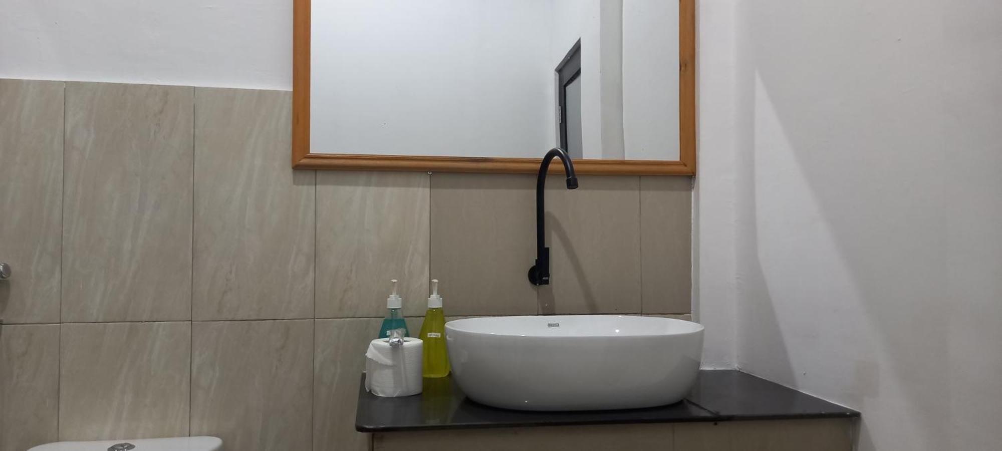 Inang Amang Homestay Labuan Bajo Esterno foto